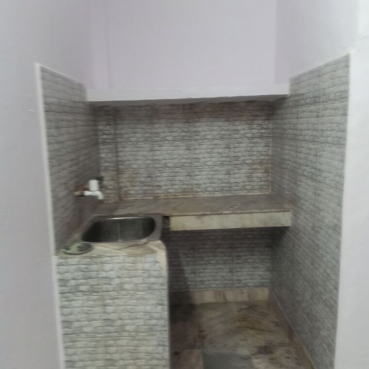 Kitchen, mukherjee nagar 1 RK 300 Sq.Ft. Builder Floor In Mukherjee Nagar Delhi 10164079