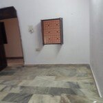 1 Rk  300 Sq.Ft. Builder Floor in Mukherjee Nagar