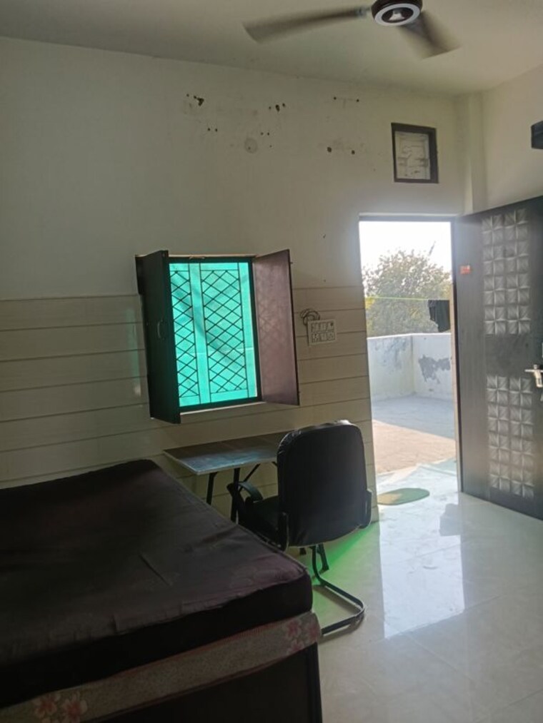 Master Bedroom, outram lines 1 RK 250 Sq.Ft. Builder Floor In Outram Lines Delhi 10164080