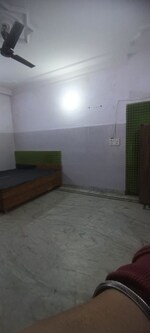 1 Rk  450 Sq.Ft. Builder Floor in Hakikat Nagar