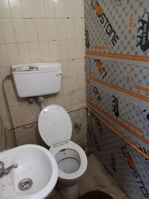 StudioBuilder Floor For Rent in Outram Lines
