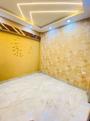 Bedroom in 1 BHK Builder Floor at Uttam Nagar – for Rent