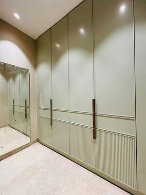 Building Lobby in 3 BHK Builder Floor at BPTP Green Oaks, Sector 70a – for Sale