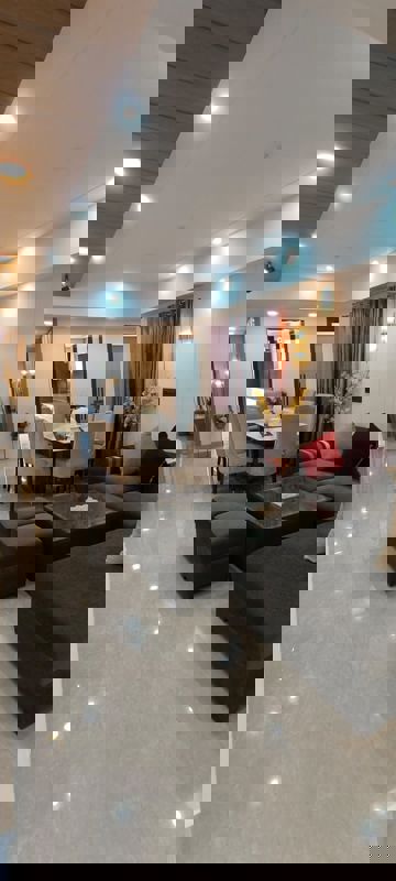 3 BHK + Pooja Room,Servant Room 200 Sq.Ft. Builder Floor in BPTP Green Oaks