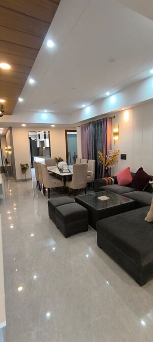 3 BHK Builder Floor For Sale in BPTP Green Oaks, Sector 70a