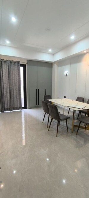 Master Bedroom in 3 BHK Builder Floor at BPTP Green Oaks, Sector 70a – for Sale