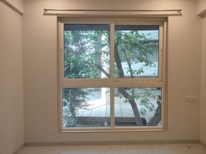 Room in 1 BHK Apartment at Vishnu Nagar – for Sale