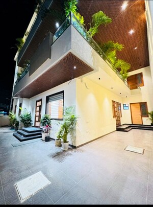 Parking in 5 BHK Independent House at Manyawas – for Sale