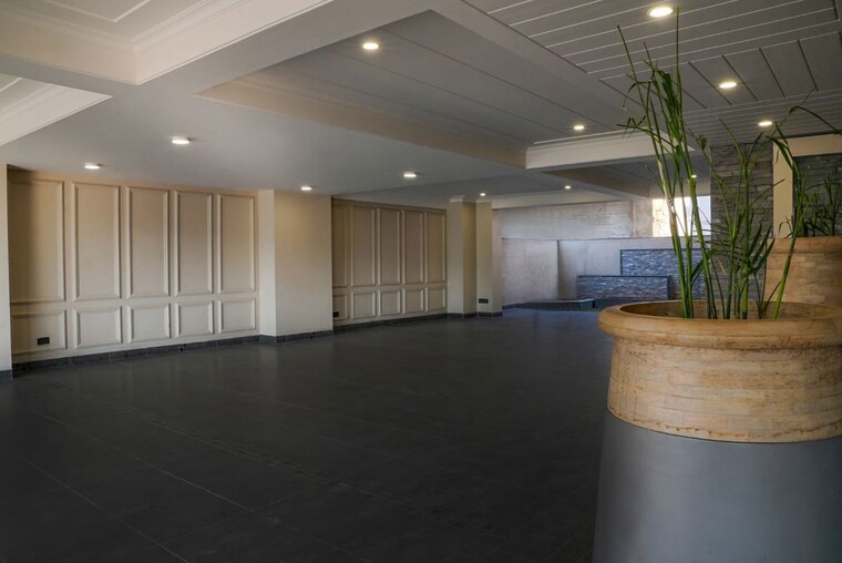  Parking, panchkula urban estate 3 Bedroom 270 Sq.Yd. Apartment In Panchkula Urban Estate Panchkula 10064757