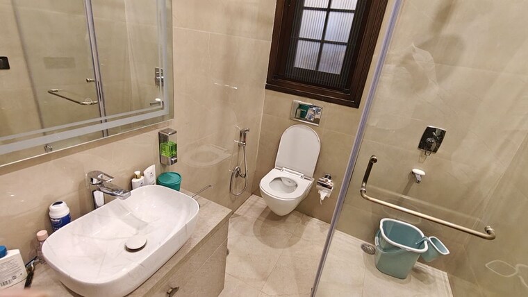 Bathroom, malviya nagar 3 Bedroom 2000 Sq.Ft. Builder Floor In Malviya Nagar Delhi 10164155