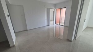 Room in 3 BHK Apartment at Kolte Patil Margosa Heights, Mohammadwadi – for Rent