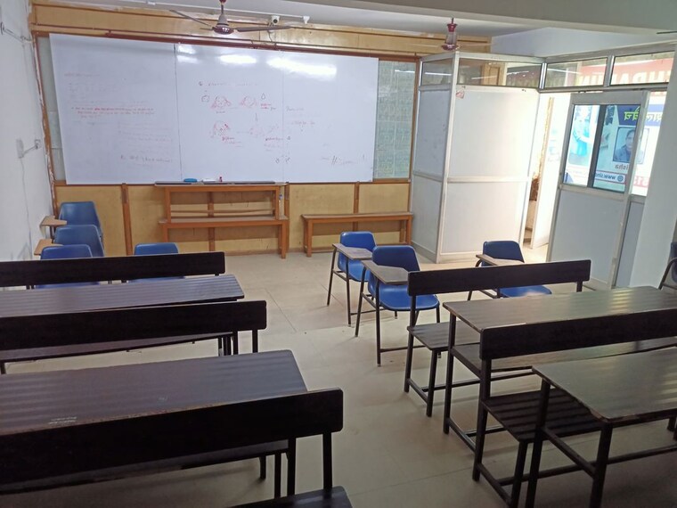 Team Area, dalanwala Commercial Office Space 800 Sq.Ft. In Dalanwala Dehradun 10156938