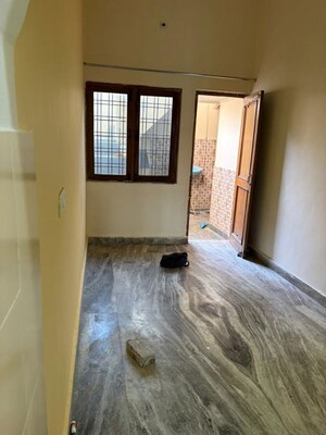 1 BHK Builder Floor For Rent in Dehradun Cantt