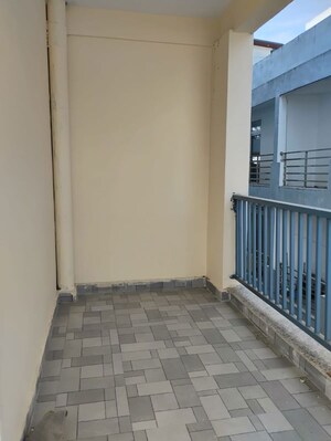 2 BHK Builder Floor For Rent in Jakhan