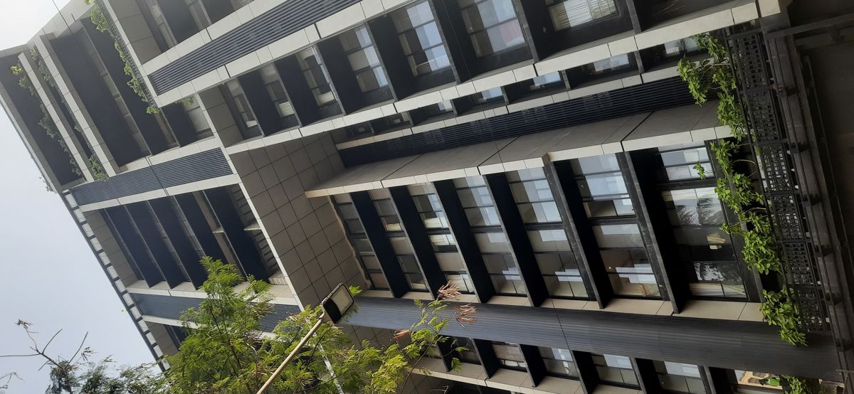 3 BHK + Servant Room Apartment For Rent in Santacruz West