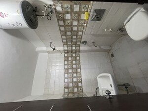 Bathroom in 2 BHK Apartment at Divya Apartments Dayanand Colony, Dayanand Colony – for Rent