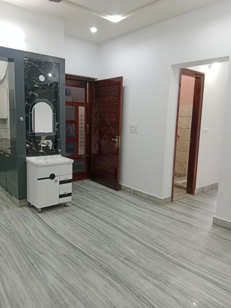 Room, sector 18 3 Bedroom 1871 Sq.Ft. Builder Floor In Sector 18 Panipat 10164188