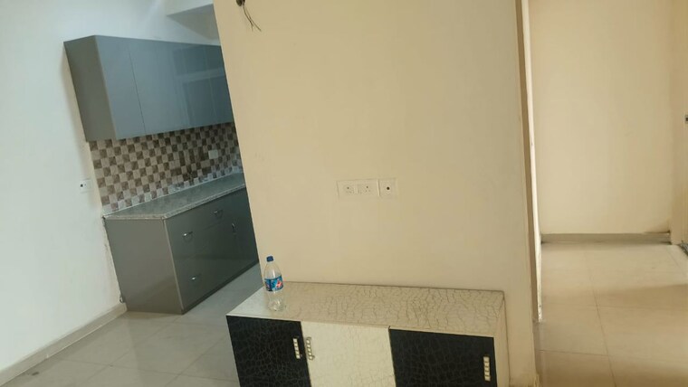 undefined, mahagun-mantra-ii 2 Bedroom 850 Sq.Ft. Apartment In Sector 10 Greater Noida Greater Noida 10164197