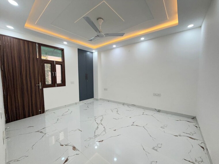 Room, dwarka mor 3 Bedroom 950 Sq.Ft. Builder Floor In Dwarka Mor Delhi 10164207