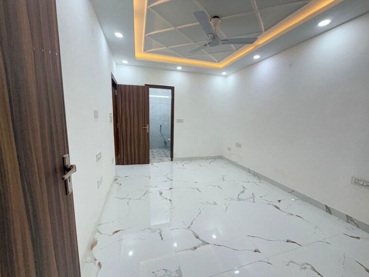 Kitchen, dwarka mor 3 Bedroom 950 Sq.Ft. Builder Floor In Dwarka Mor Delhi 10164207