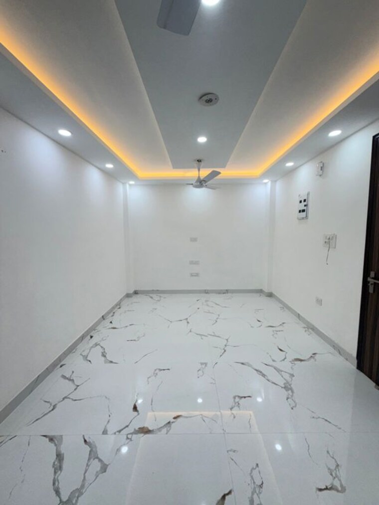 Kitchen, dwarka mor 3 Bedroom 950 Sq.Ft. Builder Floor In Dwarka Mor Delhi 10164207