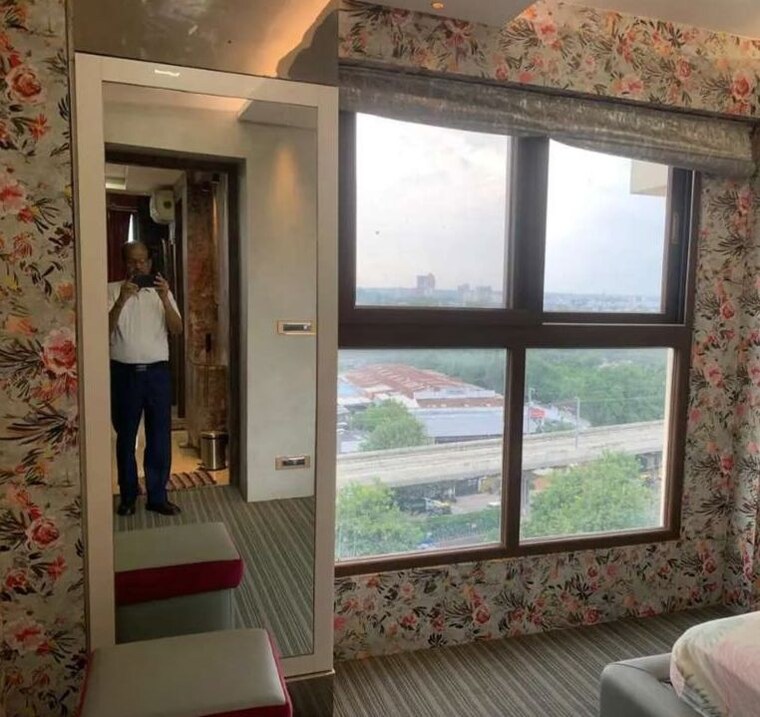 Room, hazratganj 3 Bedroom 1801 Sq.Ft. Apartment In Hazratganj Lucknow 10164200