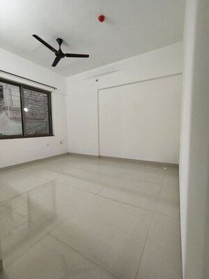 Room in 2 BHK Builder Floor at Rawat Madhuli, Sinhagad – for Rent