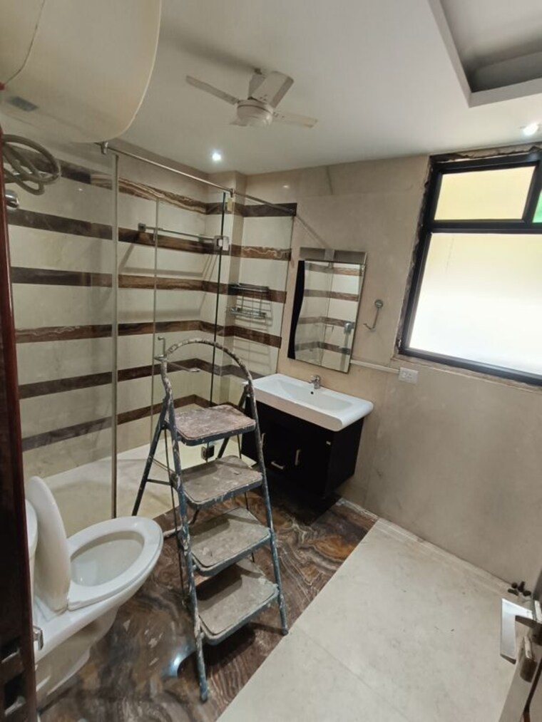 Master Bedroom, greater kailash ii 4 Bedroom 2600 Sq.Ft. Builder Floor In Greater Kailash ii Delhi 10164223