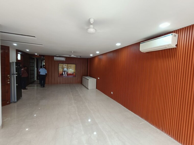 Room, greater kailash ii 4 Bedroom 2600 Sq.Ft. Builder Floor In Greater Kailash ii Delhi 10164223