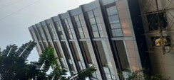 3 BHK + Servant Room Apartment For Rent in Bandra West
