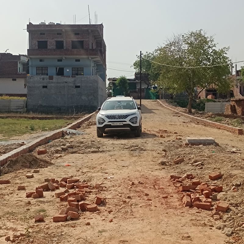 Plot For Sale in Rohania
