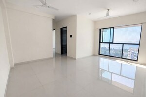Room in 3 BHK Apartment at Lodha Versova, Versova – for Rent