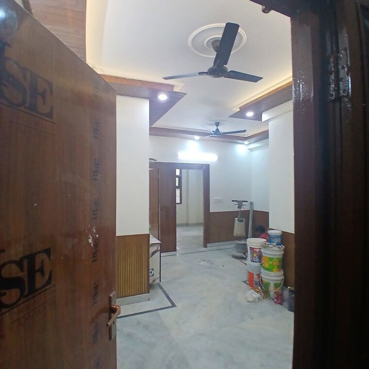 Bathroom, golden-wave-dwarika-city 3 Bedroom 1350 Sq.Ft. Builder Floor In Chithara Greater Noida 10164248