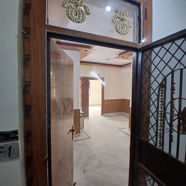 Kitchen, golden-wave-dwarika-city 3 Bedroom 1350 Sq.Ft. Builder Floor In Chithara Greater Noida 10164248