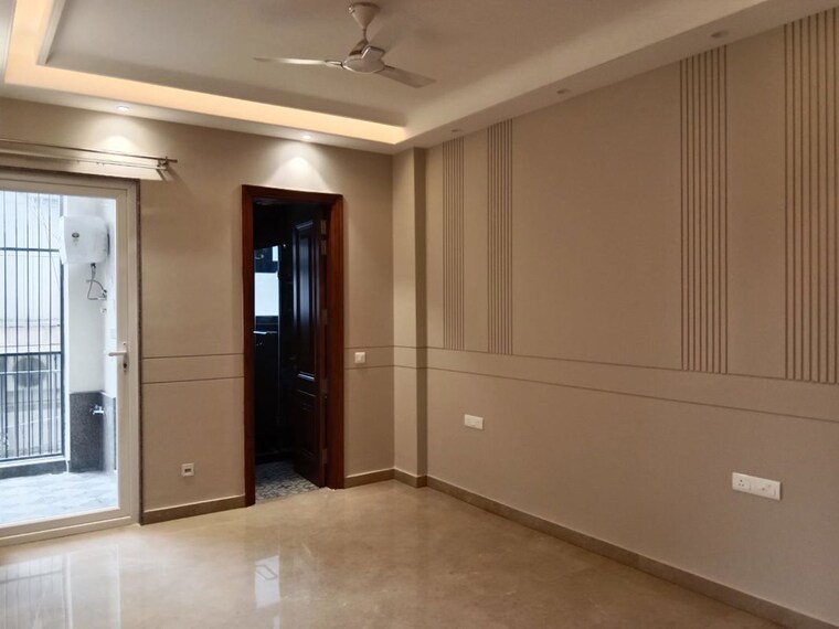 Room, greater kailash i 3 Bedroom 208 Sq.Yd. Builder Floor In Greater Kailash I Delhi 10164285