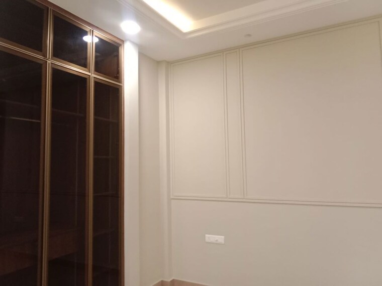 Room, greater kailash i 3 Bedroom 208 Sq.Yd. Builder Floor In Greater Kailash I Delhi 10164285