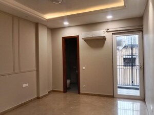 Room in 3 BHK Builder Floor at Greater Kailash I – for Rent