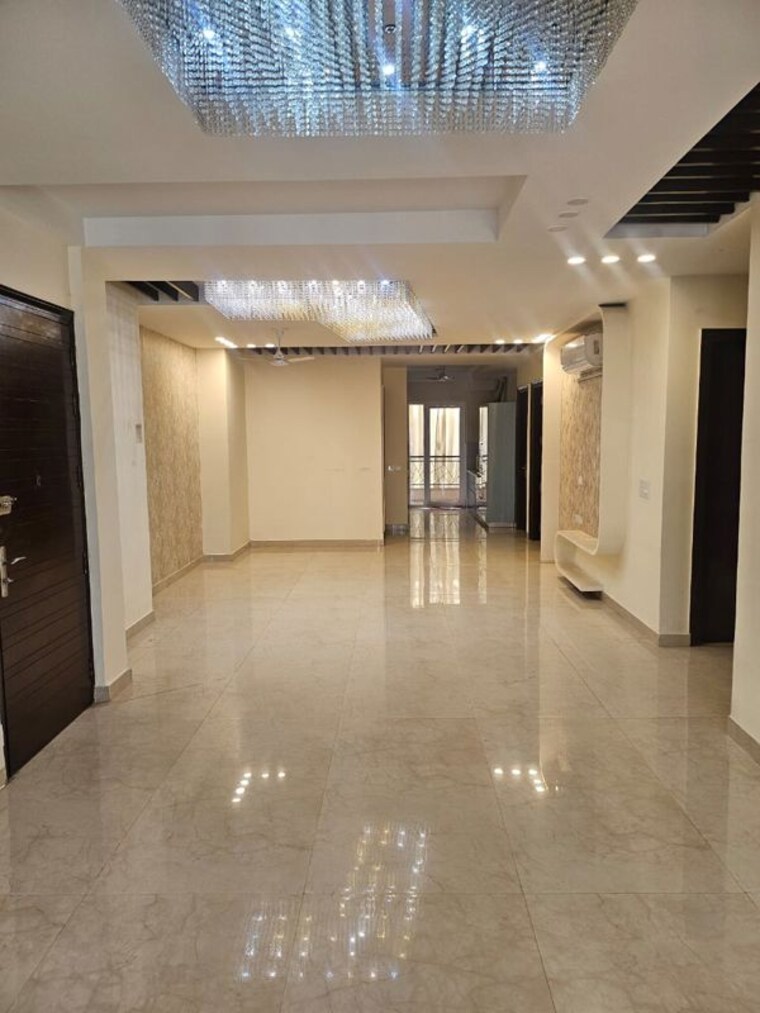 Room, sector 45 2 Bedroom 1250 Sq.Ft. Builder Floor In Sector 45 Gurgaon 10164297