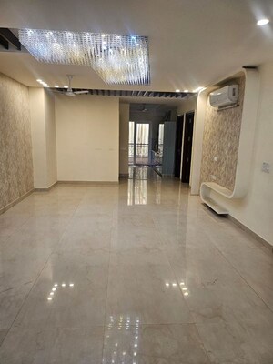 Room in 2 BHK Builder Floor at Sector 45 – for Rent