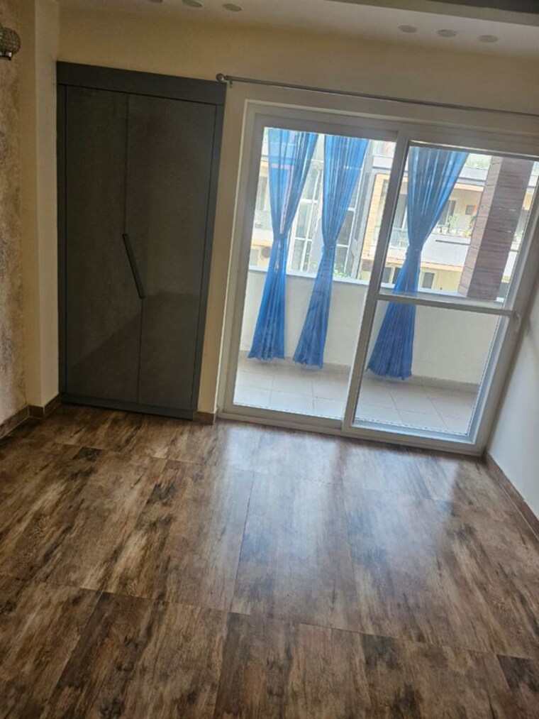 Room, sector 45 2 Bedroom 1250 Sq.Ft. Builder Floor In Sector 45 Gurgaon 10164297