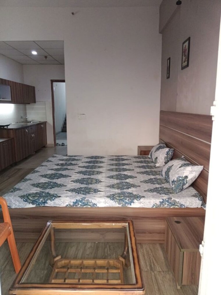 Bedroom, paramount-golfforeste 1 Bedroom 435 Sq.Ft. Apartment In Zeta I Greater Noida Greater Noida 10164351