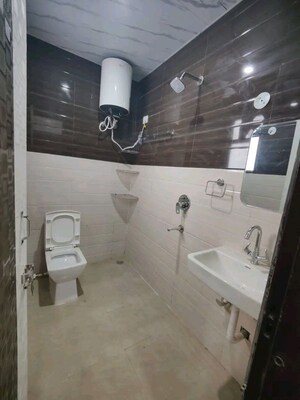 Bathroom in 1 BHK Apartment at Chattarpur – for Rent
