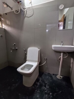 Bathroom in 1 BHK Apartment at Hsr Layout – for Rent