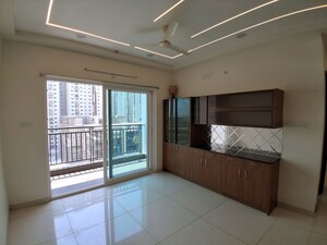 Room in 3 BHK Apartment at Aparna Zenon, Puppalaguda – for Rent