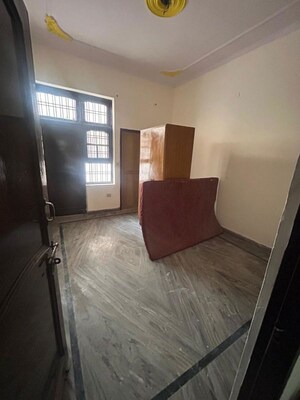 Bedroom in 2.5 BHK Independent House at Sector 46 – for Sale