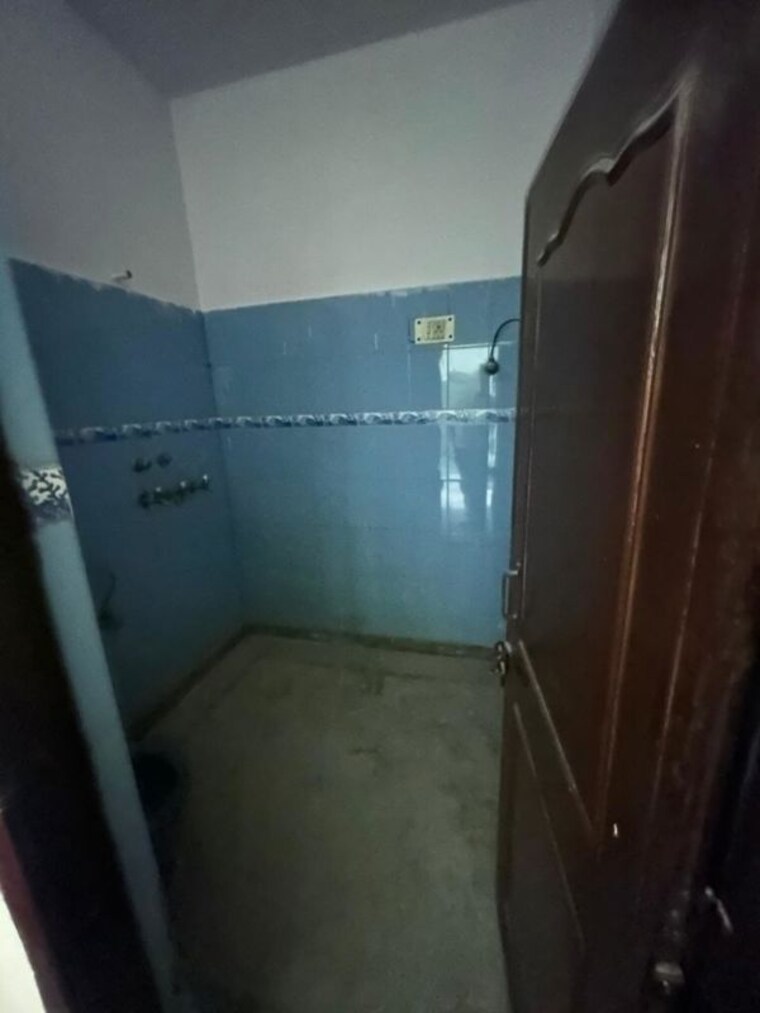 undefined, sector 46 2.5 Bedroom 1600 Sq.Ft. Independent House In Sector 46 Faridabad 10164405