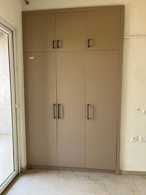 Bathroom in 2 BHK Apartment at Smart World Orchard, Sector 61 – for Sale