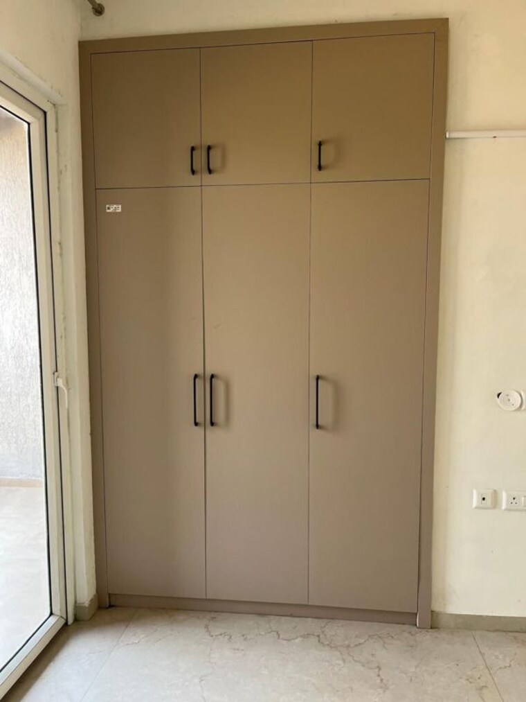 Bathroom, smart-world-orchard 2 Bedroom 1150 Sq.Ft. Apartment In Sector 61 Gurgaon 10164414