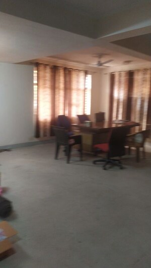 Living Room in 6+ BHK Independent House at Pi Greater Noida – for Rent