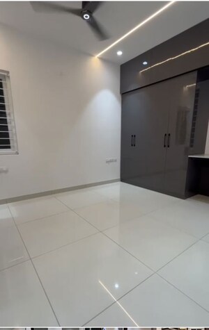 Room in 3 BHK Apartment at Aparna Zenon, Puppalaguda – for Rent